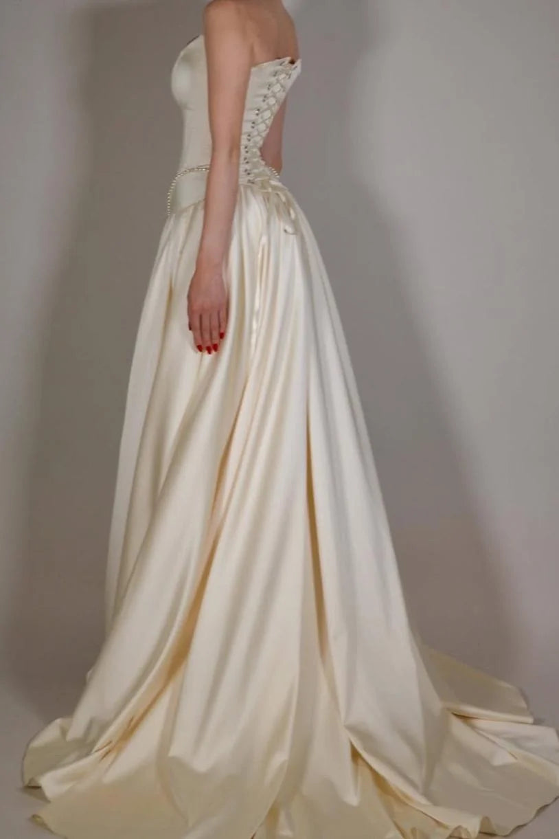 Women's Evening Mini Dress One-Shoulder Prom Dress with Side Cut Out and High Side Slit