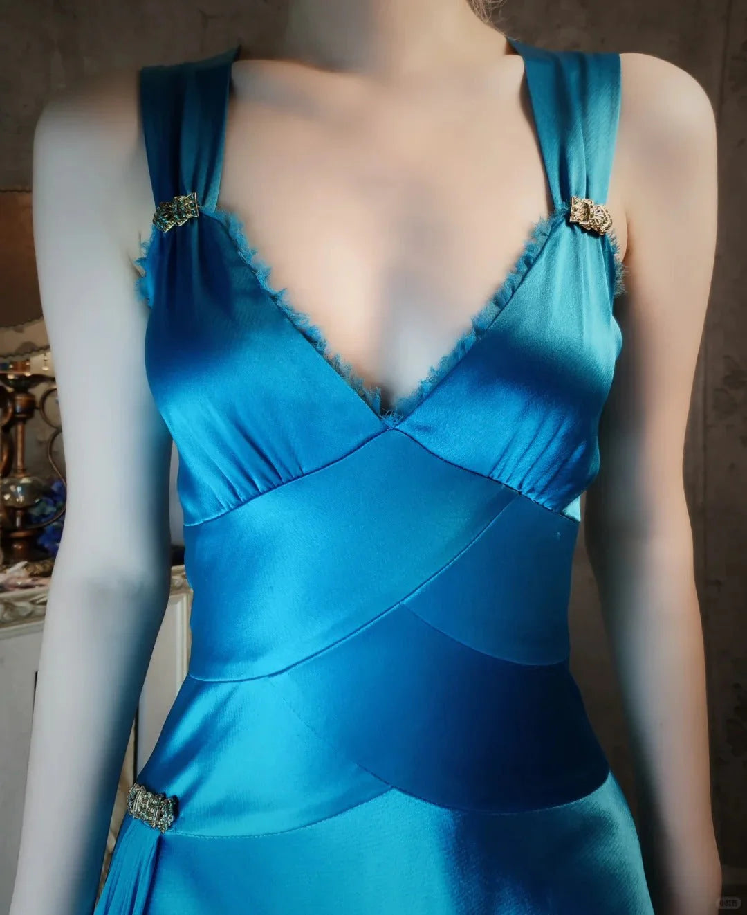 V-neck long sleeveless rhinestone navy blue Homecoming Dresses