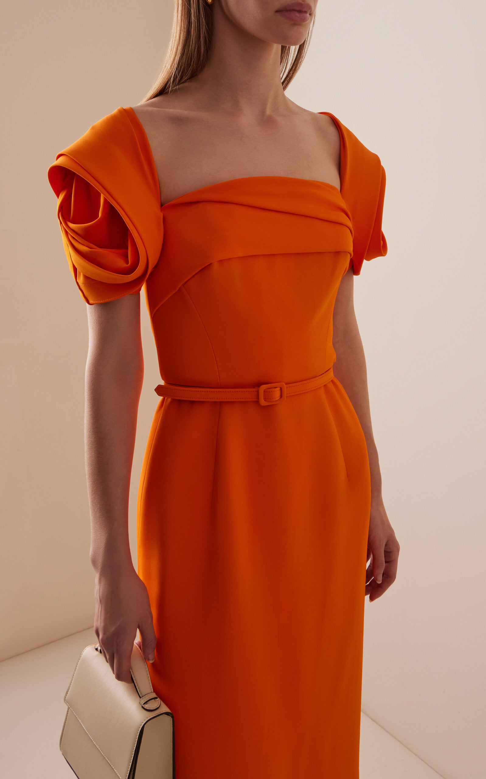 Stretch-Cady Column Gown  Stretch-Cady Column  Gentle beautiful and grand