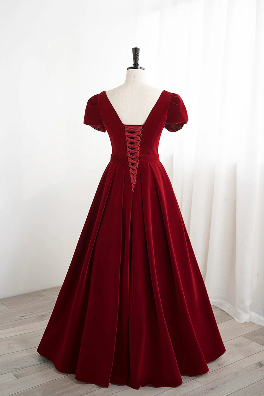 Burgundy Velvet Velvet Long Prom Dress Cute Short Sleeve Party Dress simple gentle atmospheric and unique desi Bring summer colors to enhance white ﻿