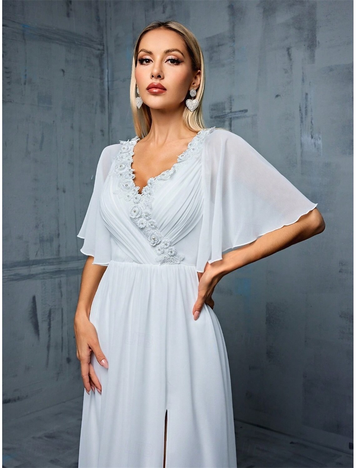 Dress Mother of the Bride Dress Elegant V Neck Floor Length Polyester Half Sleeve with Solid Color