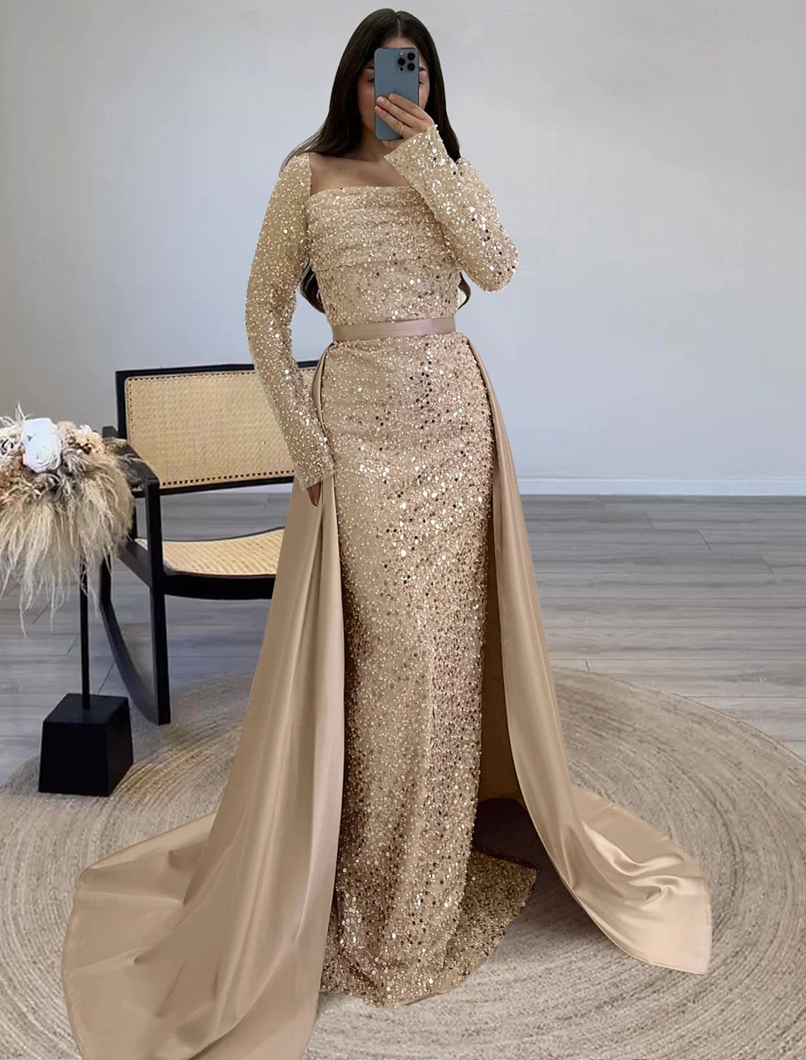 Sheath Sequin Evening Gown Elegant Dress Formal Floor Length Long Sleeve Square Neck Champagne Mother Of the Bride Dress Masquerade Dress