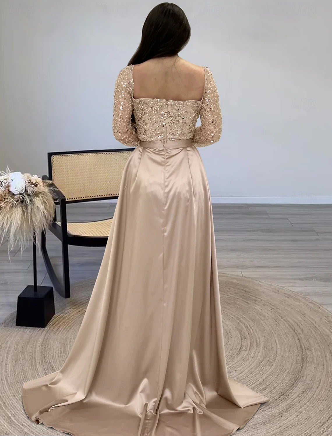 Sheath Sequin Evening Gown Elegant Dress Formal Floor Length Long Sleeve Square Neck Champagne Mother Of the Bride Dress Masquerade Dress