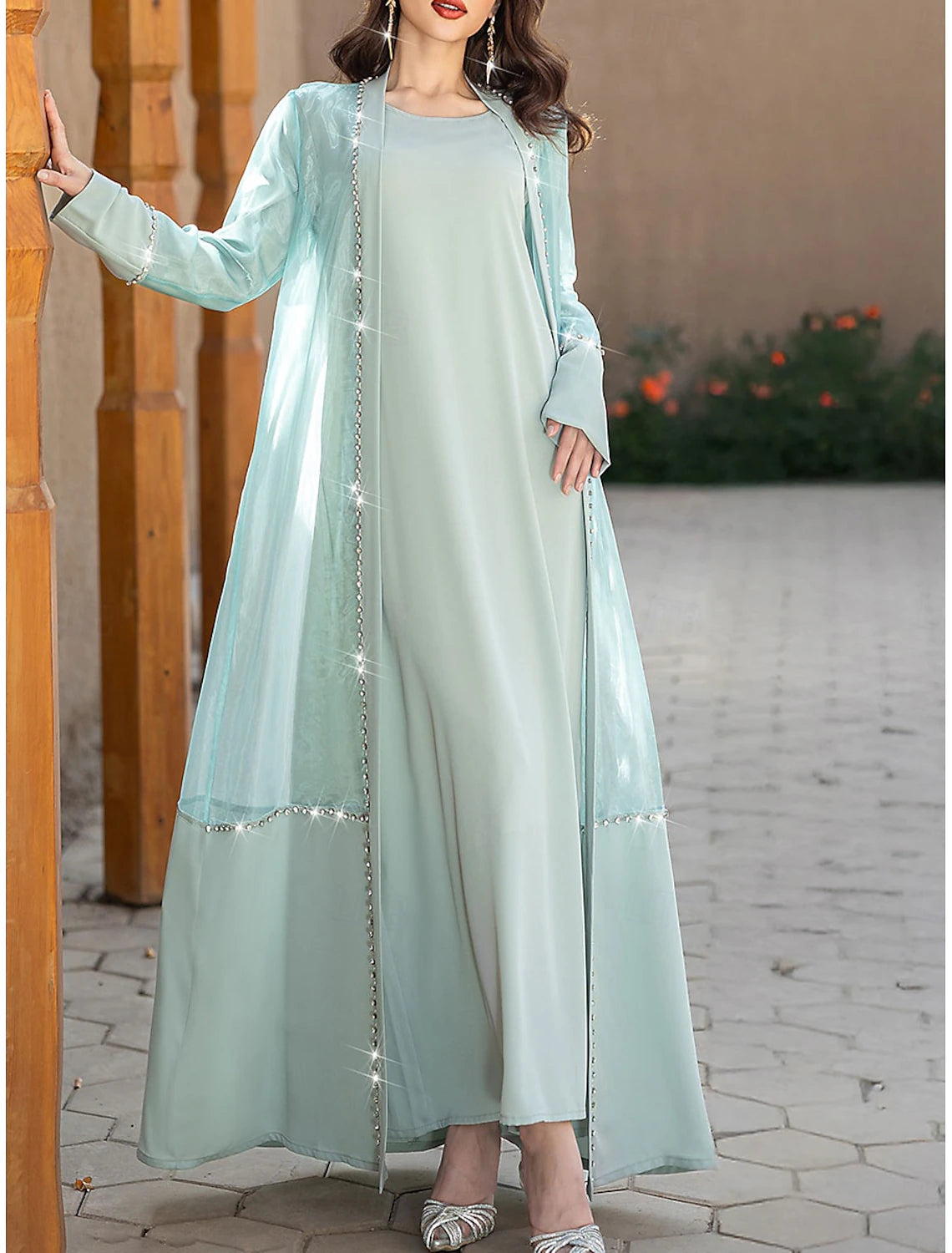 A-Line Mother of the Bride Dress Elegant Vintage Crew Neck Floor Length Satin Long Sleeve with Beading