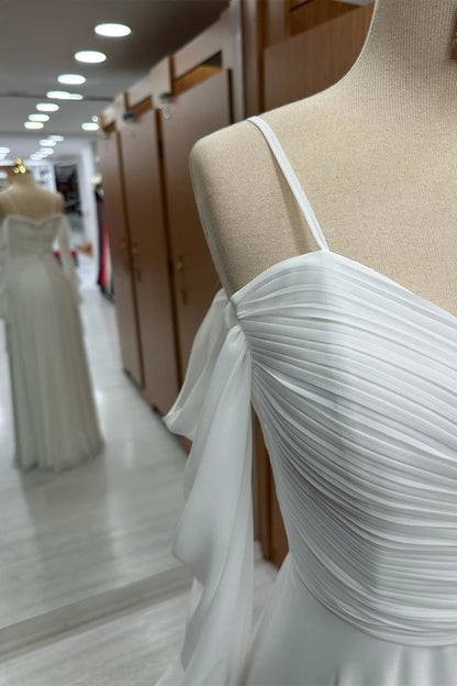 Cold-Shoulder Chiffon Bridesmaid Dress  Simple gentle grand and beautiful