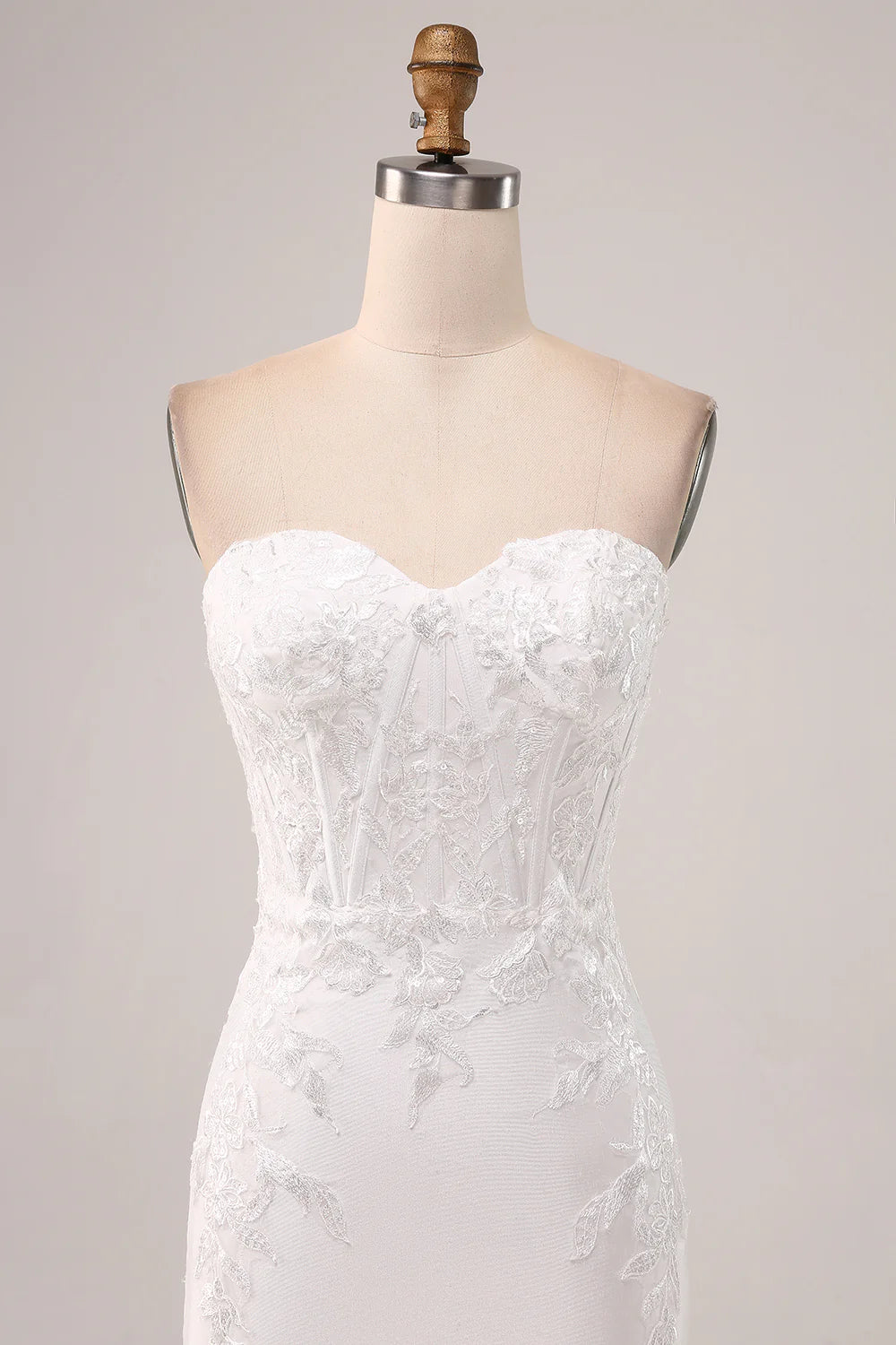 Stylish Ivory Mermaid Sweetheart Corset Wedding Dress with Lace Appliques