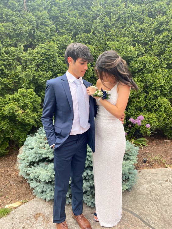 Elegant White Sequin Formal Evening Dress Sleeveless Dress with Split