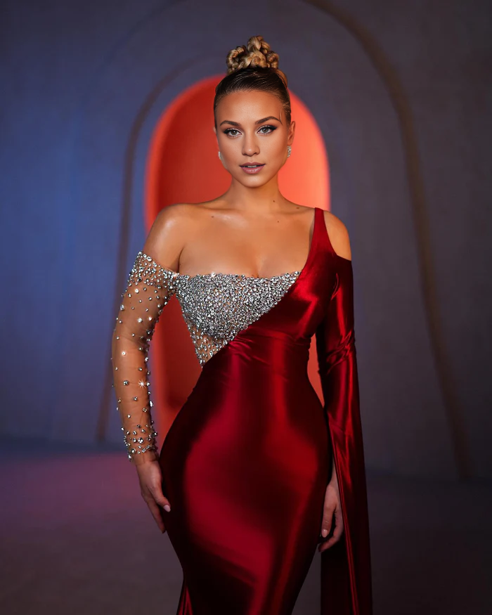 Beautiful Mermaid One Shoulder Long Sleeve Rhinestone Satin Chiffon Prom Dress Simple gentle atmospheric and unique design
