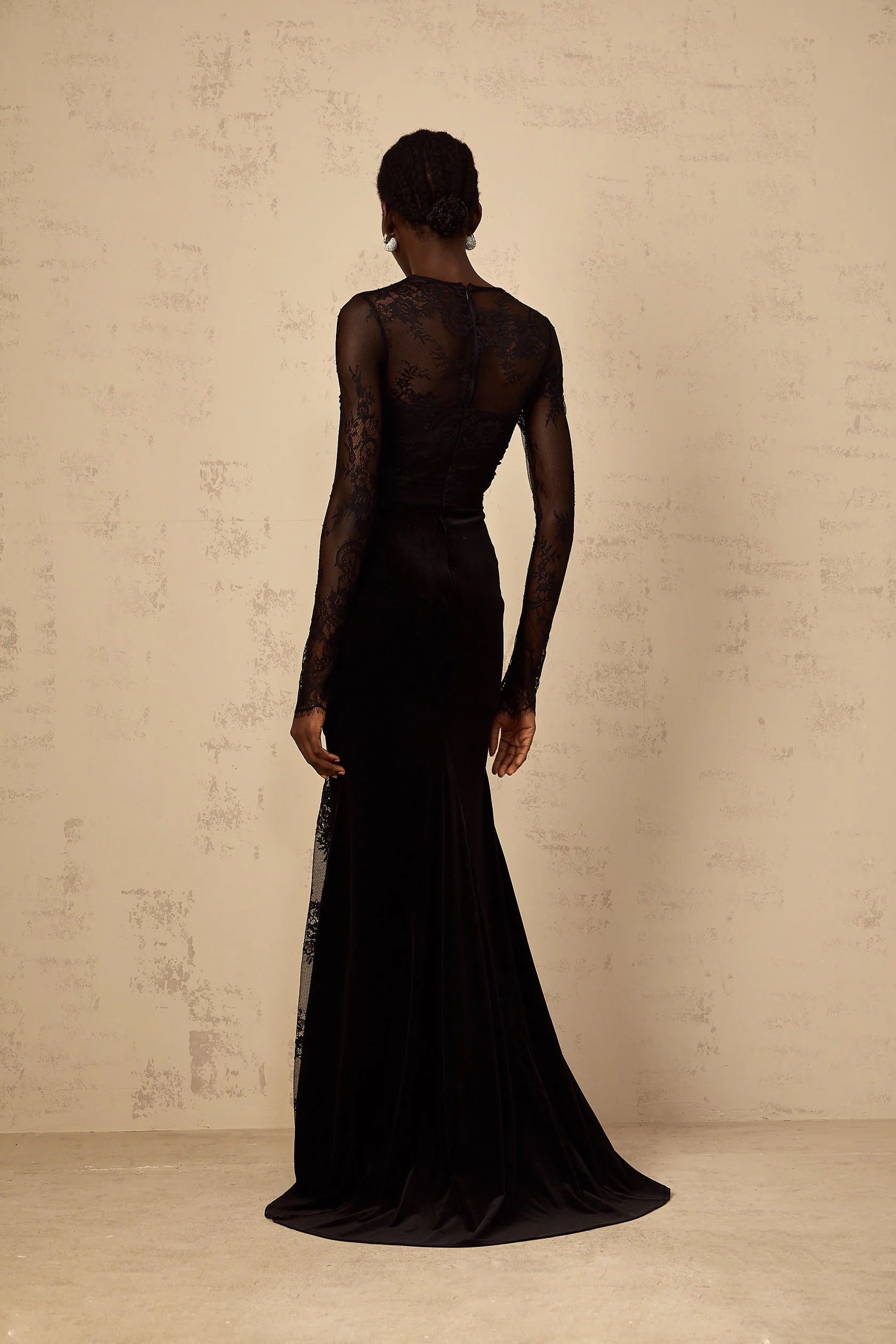 Black Midi Dress with Twisted Strap and Open Back Ursula black floral-lace mermaid maxi dress Evening Dress