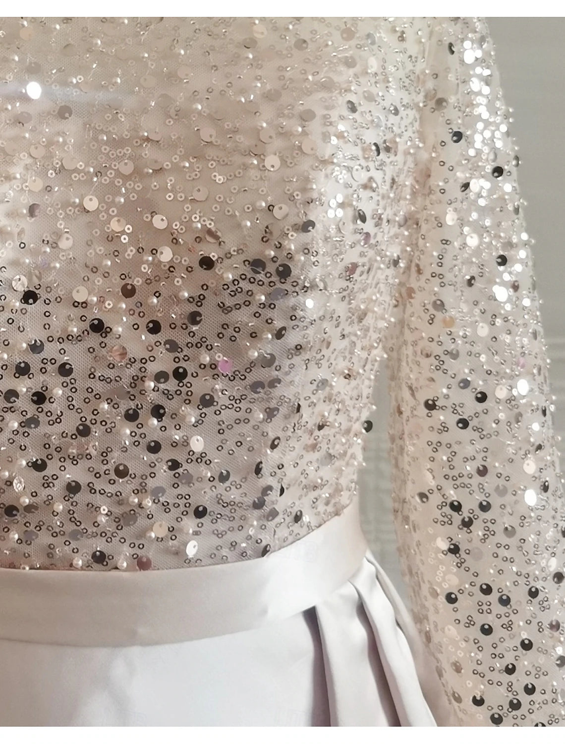 Mermaid Evening Gown Elegant Dress Formal Sweep / Brush Train Sleeveless V Neck Champagne Dress Satin with Feather