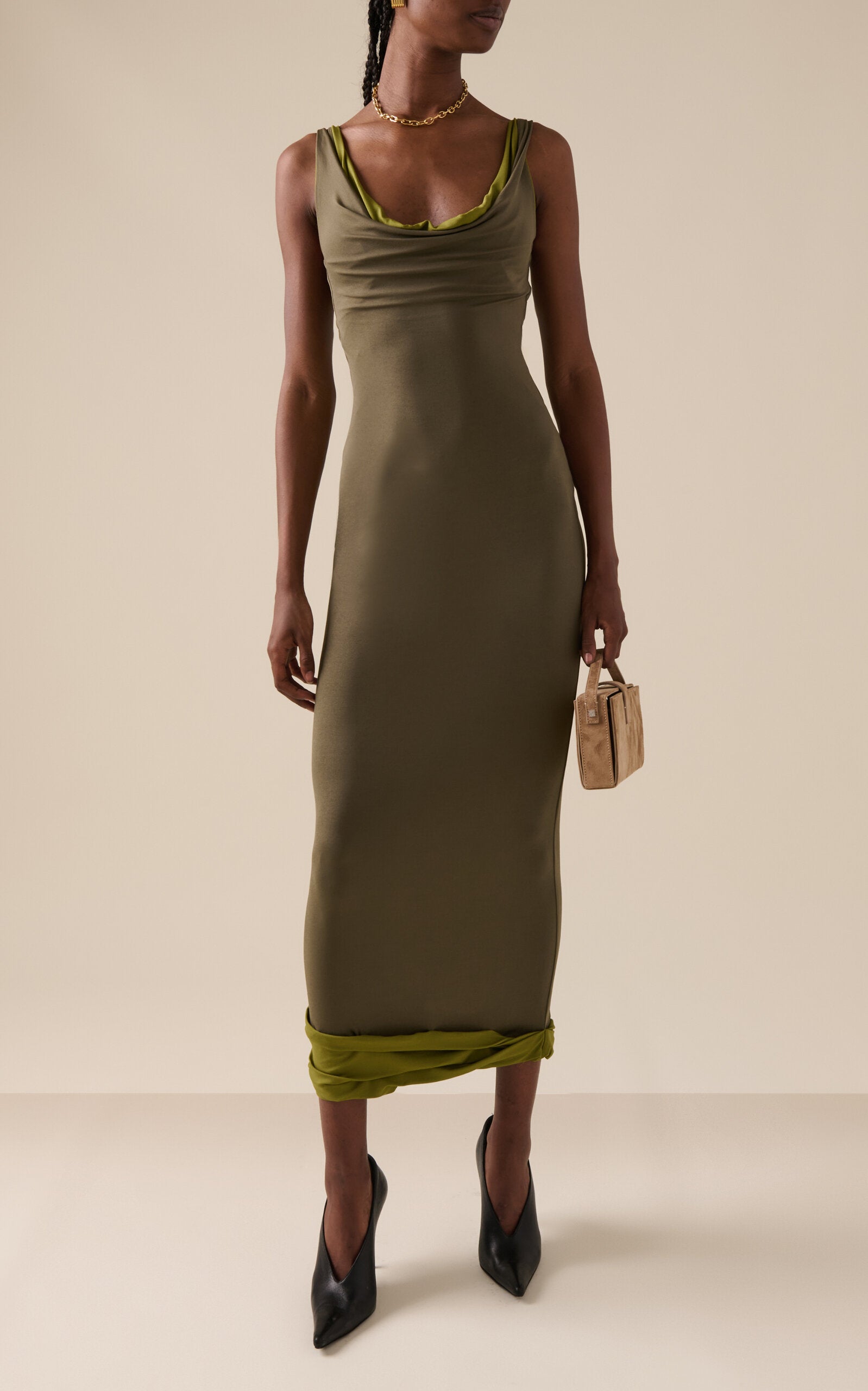 Scoop-Neck Maxi Dress Simple gentle beautiful and grand