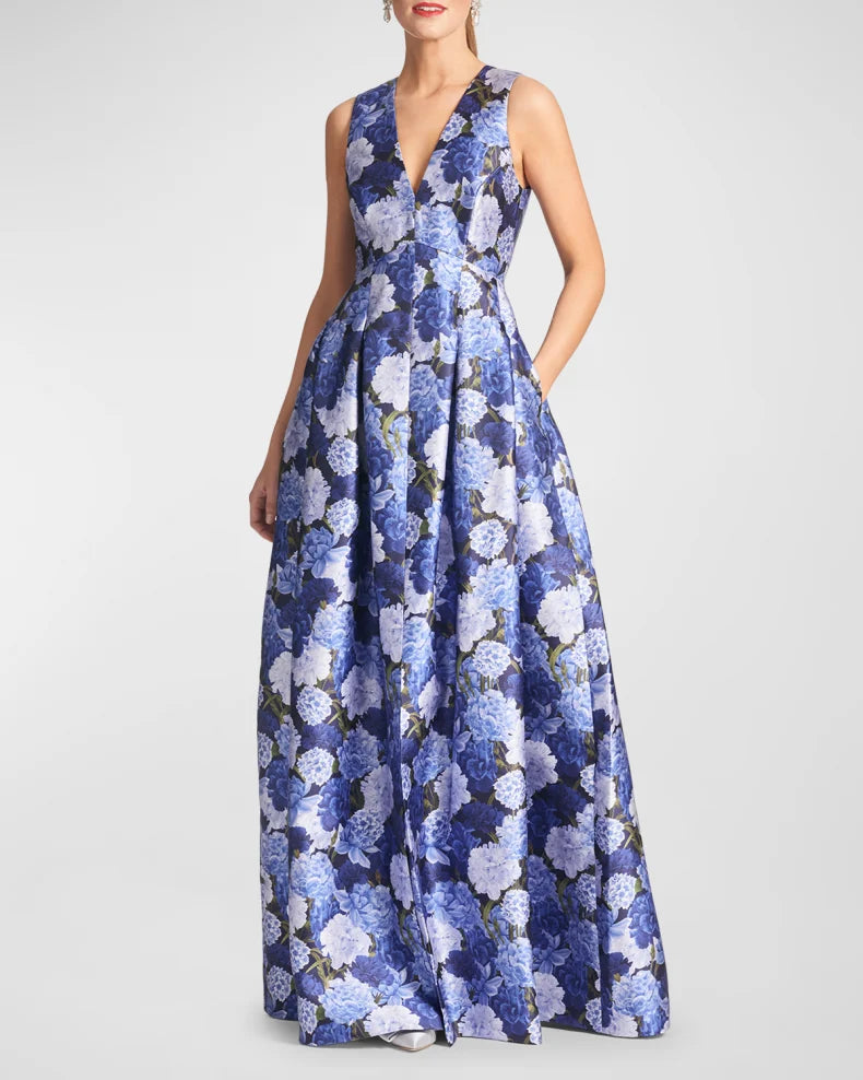 Brooke Pleated Floral-Print Gown Beautiful and charming simple and unique design