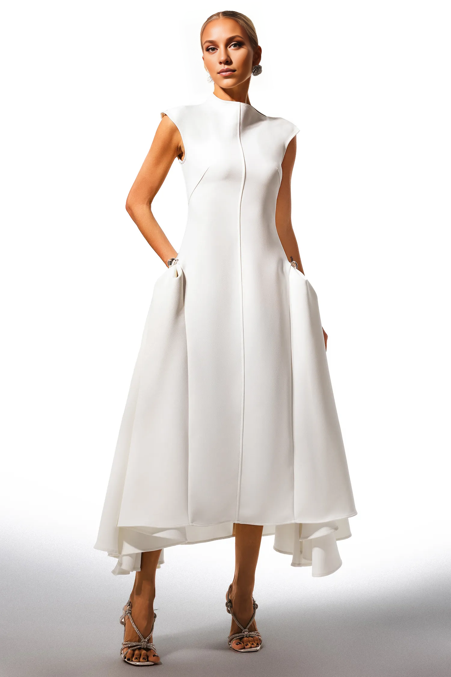 Paca Choker Sleeveless Maxi Dress Simple gentle atmospheric and unique design