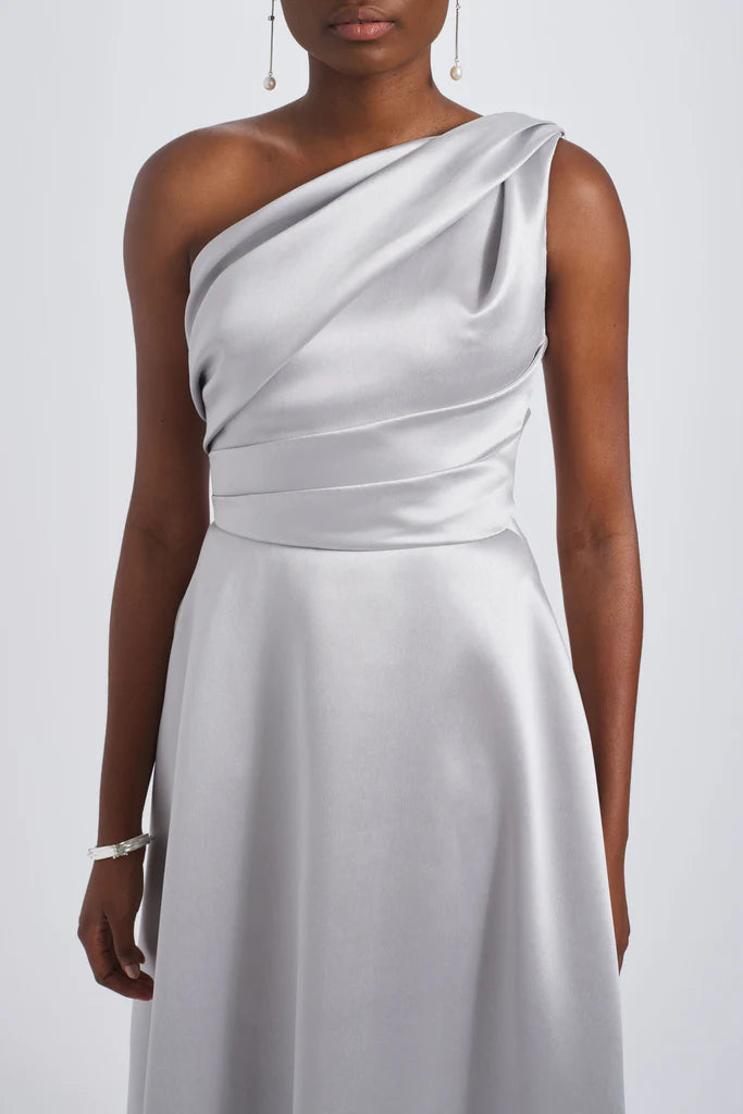 One-Shoulder Mikado Gown Simple atmospheric beautiful and unique design