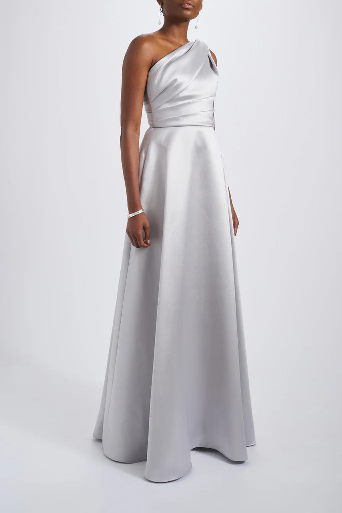 One-Shoulder Mikado Gown Simple atmospheric beautiful and unique design