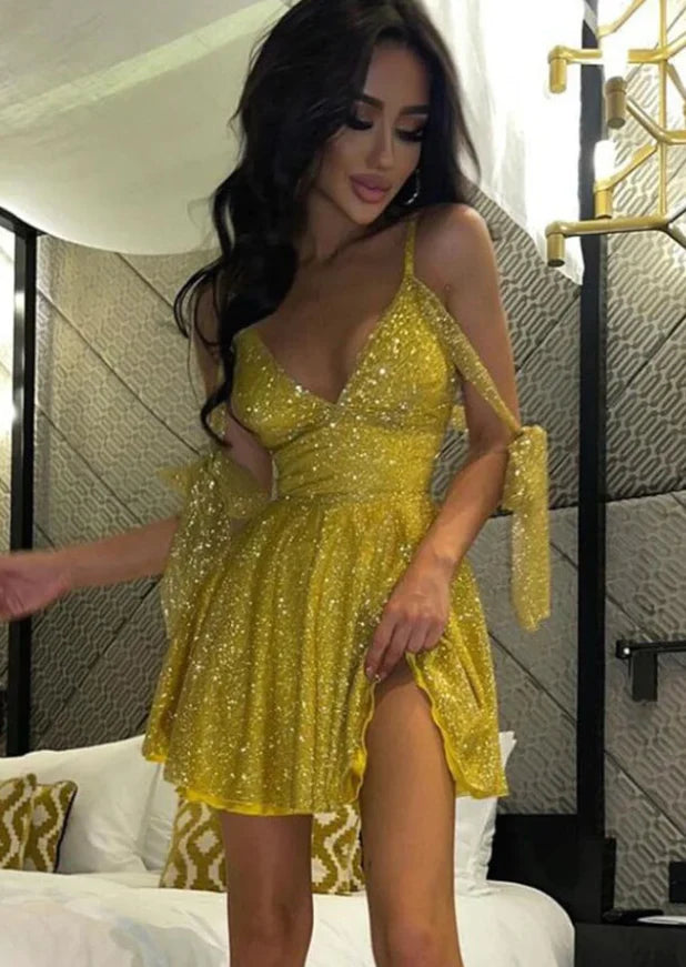 SEXY V NECK STRAPLESS HOMECOMING DRESS