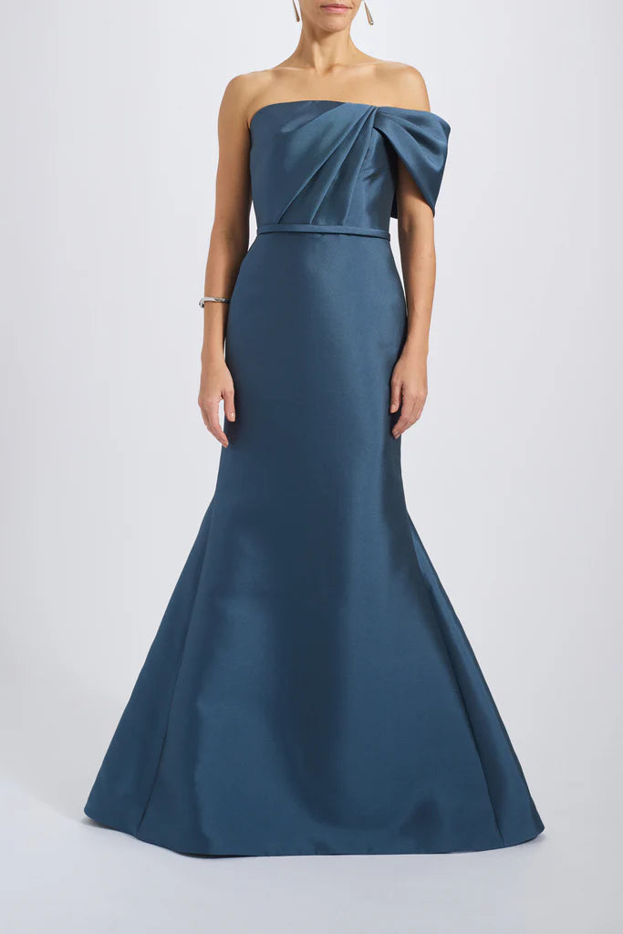 Asymmetric Bow Gown Simple atmospheric beautiful and unique design