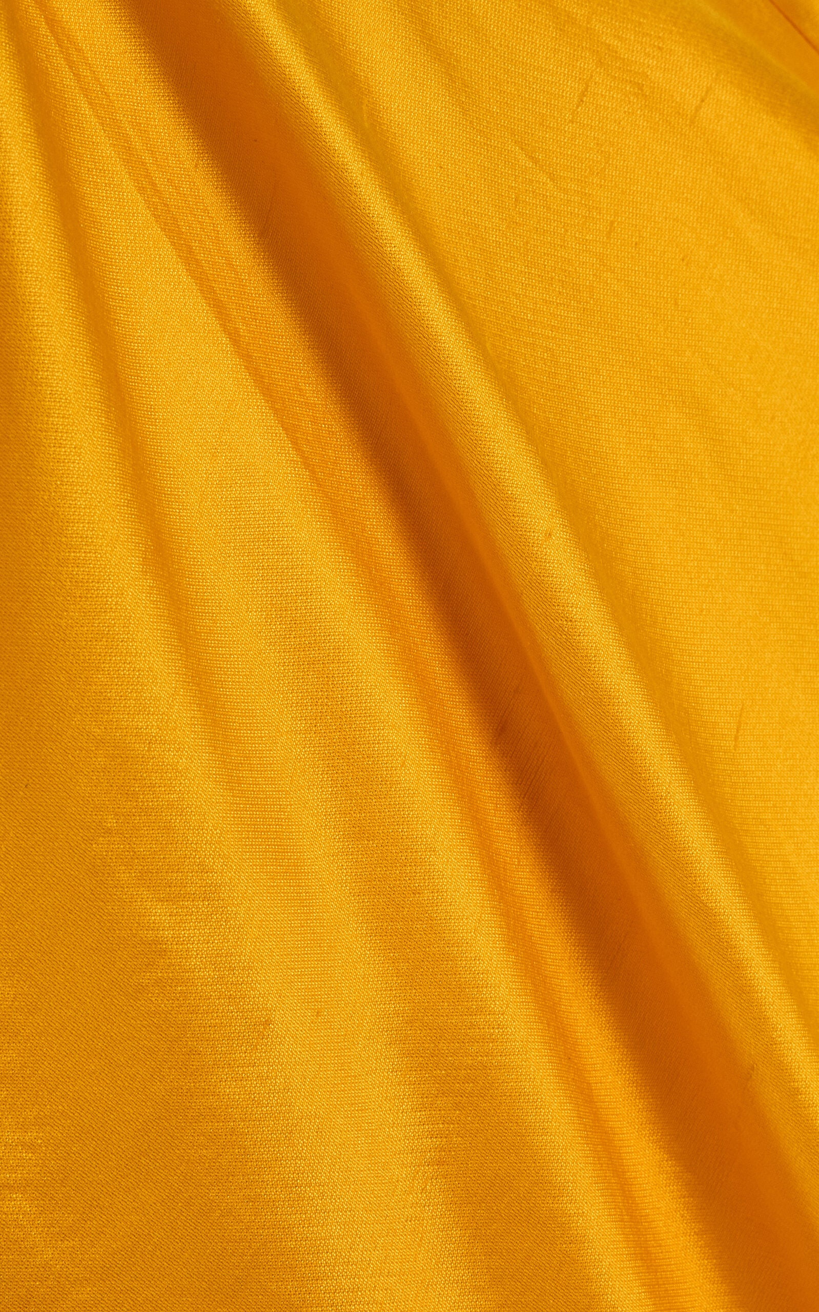 Este Silk Dress  Este Silk Simple gentle beautiful and grand