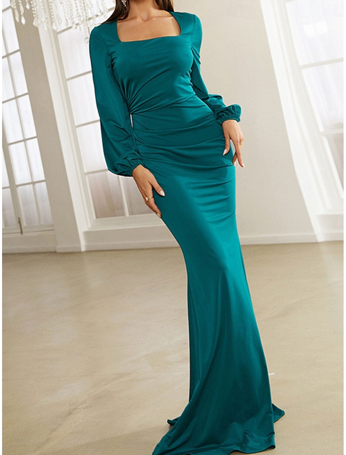 Dress Mother of the Bride Dress Elegant Square Neck Sweep / Brush Train Polyester Long Sleeve with Solid Color
