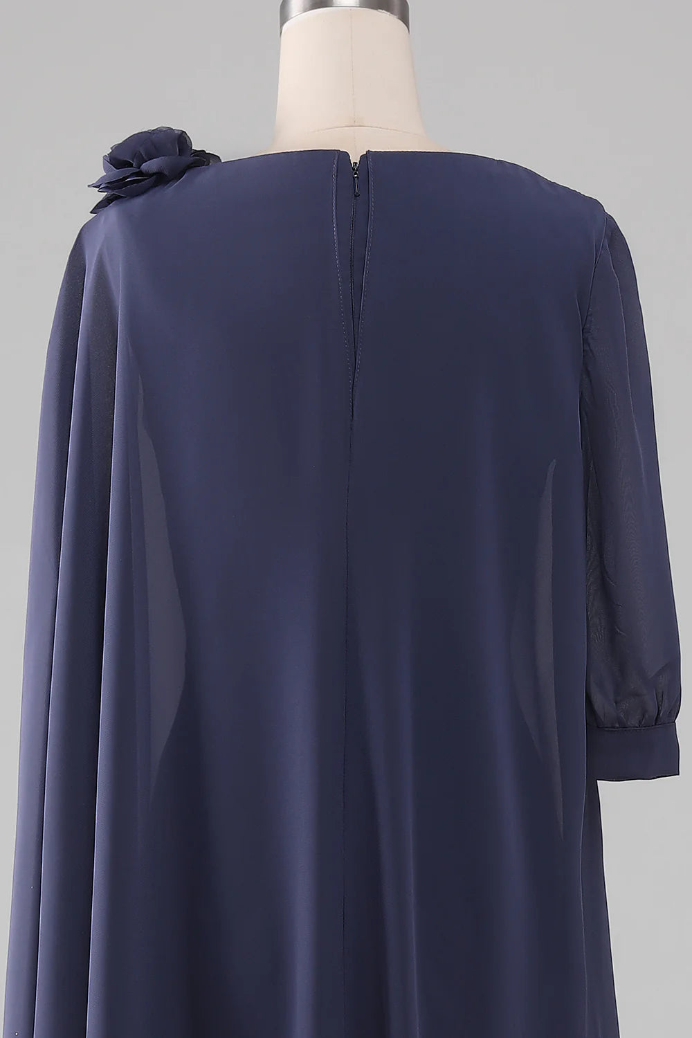 Stormy Column Scoop Neck Knee-Length Chiffon Mother of the Bride Dress