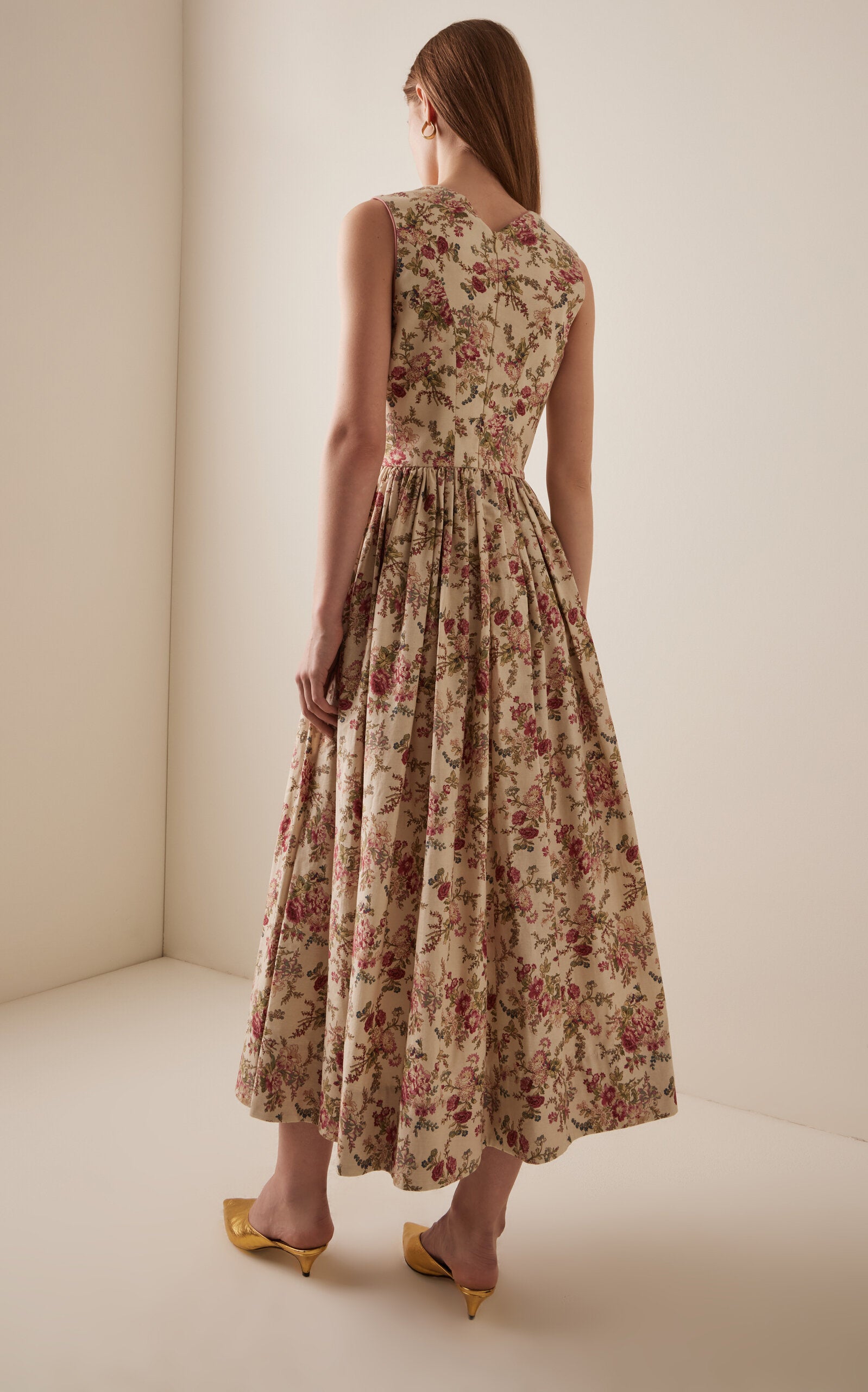 Cotton Midi Apron Dress Full of charm simple and atmospheric