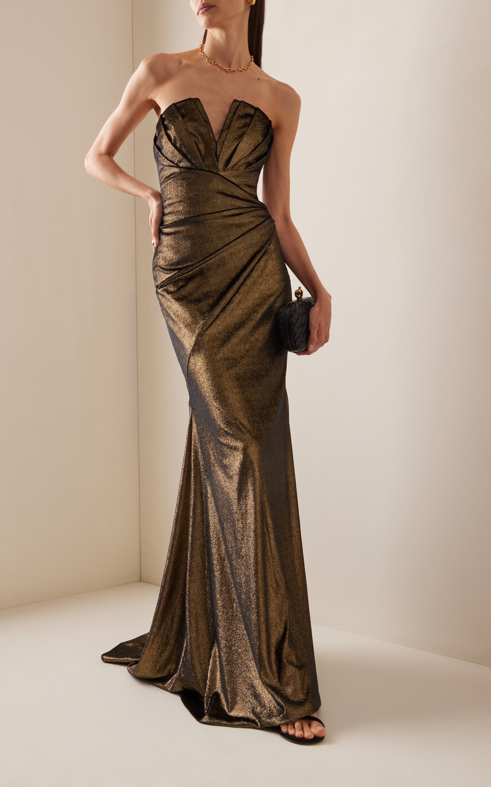 Metallic Stretch Velvet Gown Gentle beautiful and grand
