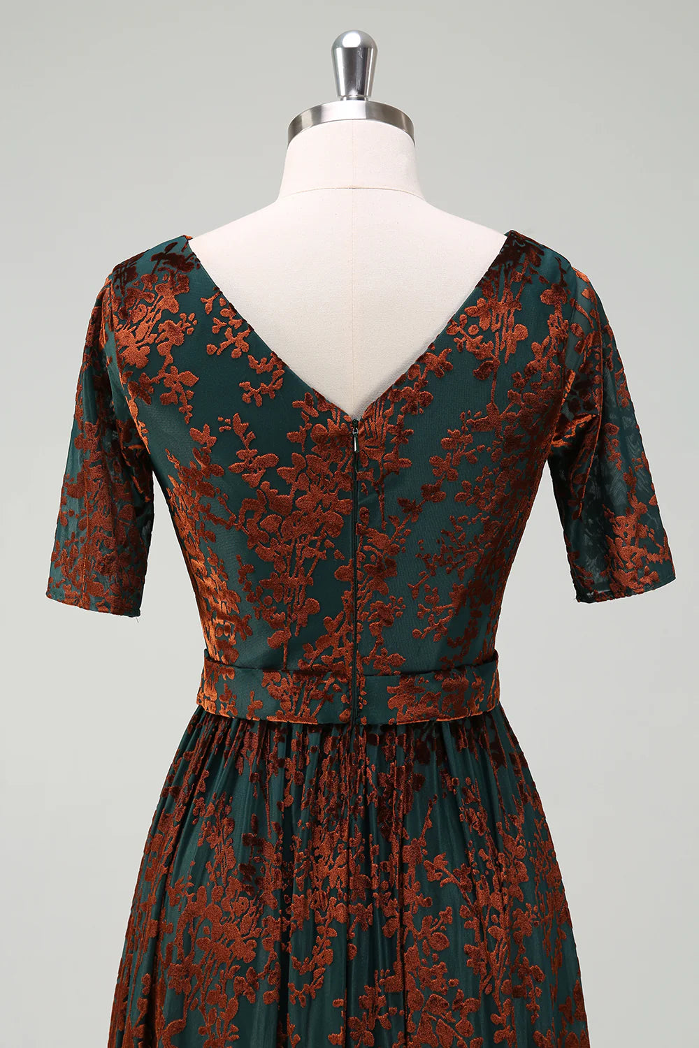 Green A Line Ruffled Burnout Velvet Dress with Short Sleeves