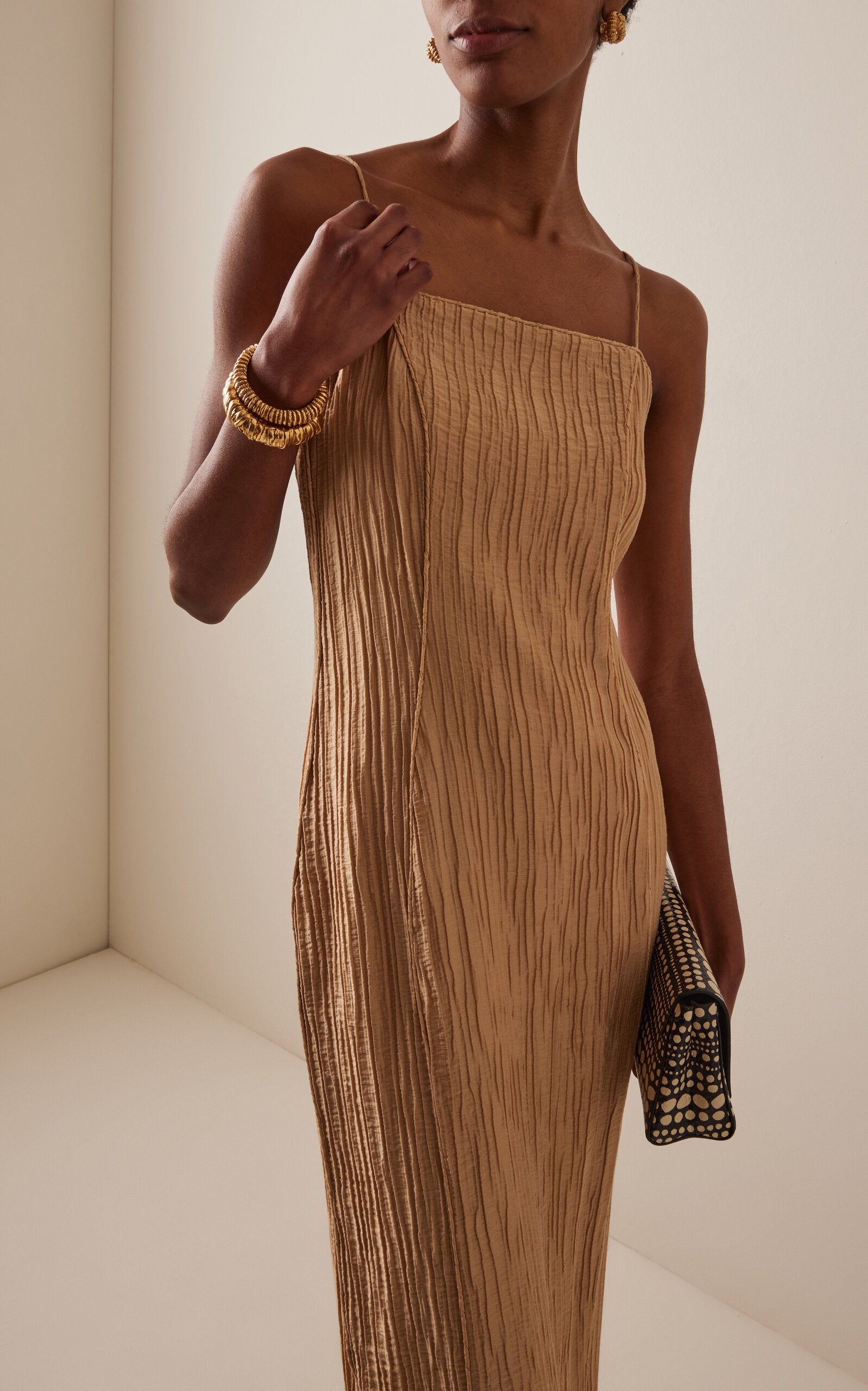 Midi Dress Full of charm simple and atmospheric