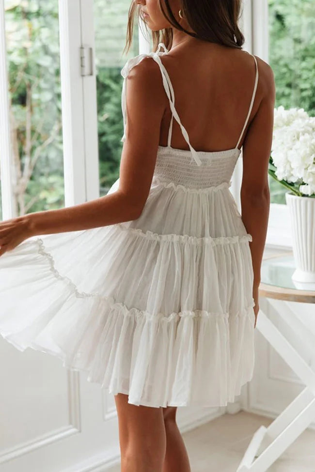 Flattering Tiered Ruffle Empire Waist Mini Summer Sundress - WhiteSimple gentle beautiful and unique design