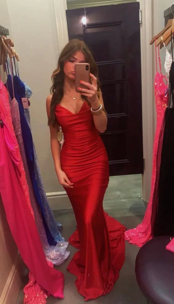 Red V-Neck Mermaid Long Prom Dresses