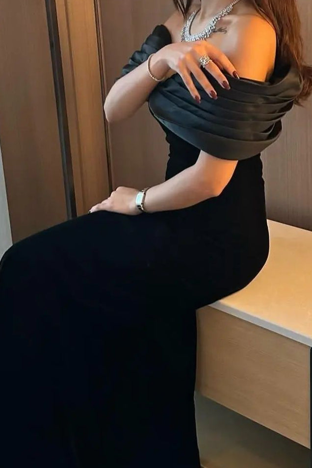 Broner Black Off the Shoulder Sleeveless Strapless Long Prom Dress With Pleated