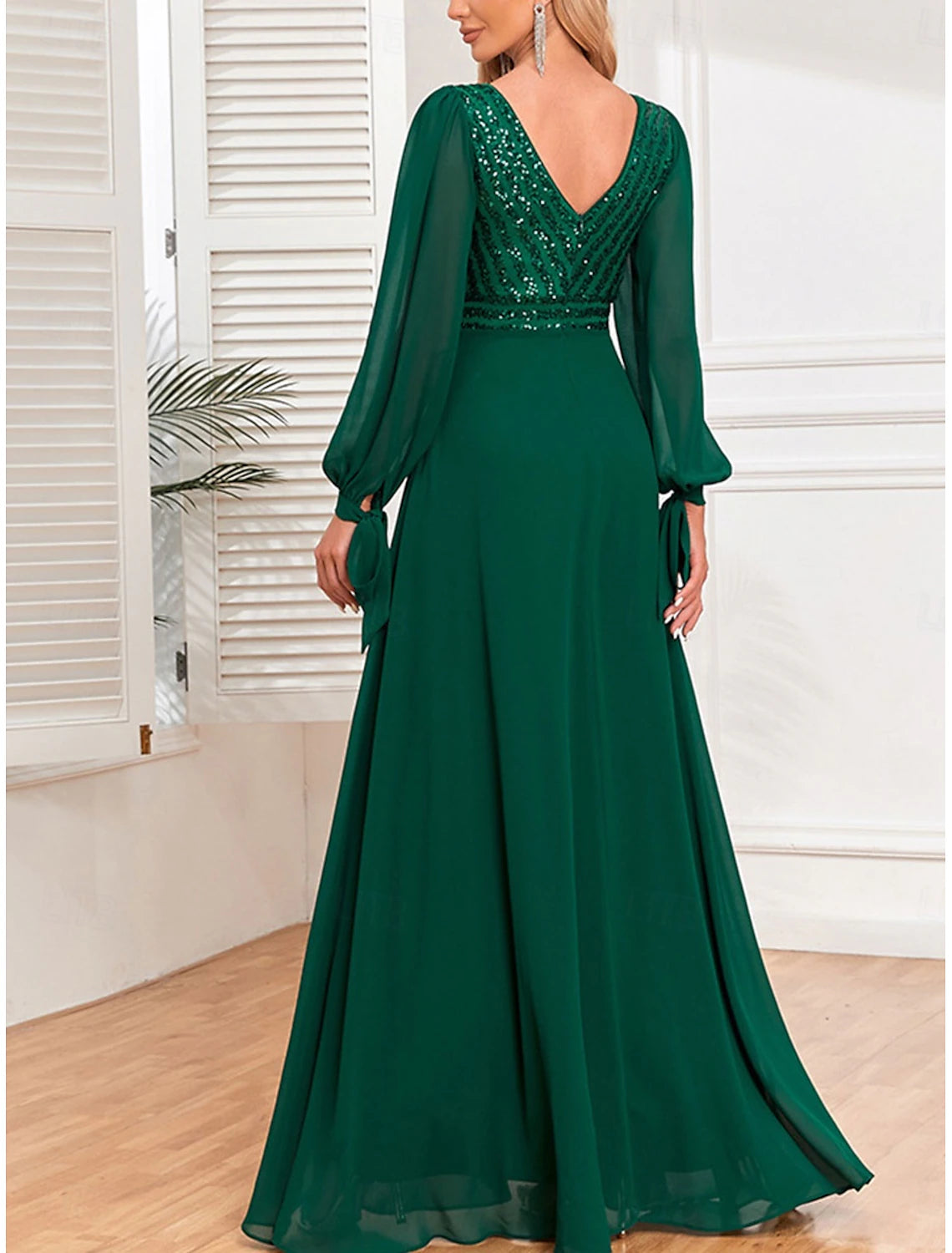 Dress Mother of the Bride Dress Elegant V Neck Floor Length Chiffon Long Sleeve with Sequin