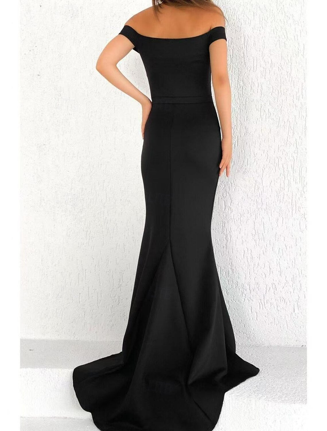 Mermaid / Trumpet Evening Gown Elegant Dress Evening Party Black Tie Gala Sweep / Brush Train Short Sleeve Off Shoulder Wednesday Addams Family Cotton Blend Backless with Fringe