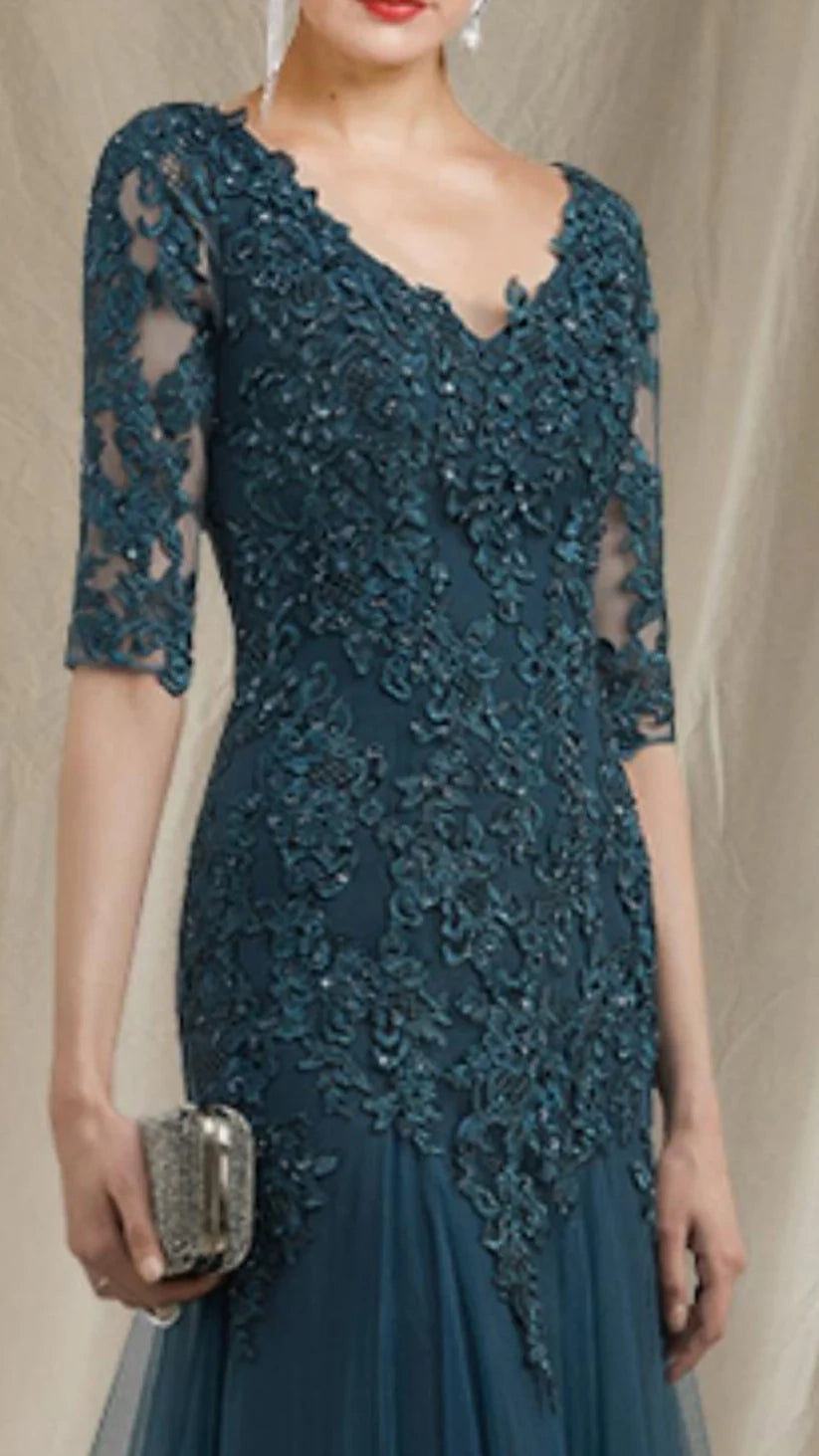 A-Line Mother of the Bride Dress V Neck Sweep Brush Train Lace Tulle Half Sleeve Appliques simple gentle atmospheric and unique desi Bring summer colors to enhance whiteness