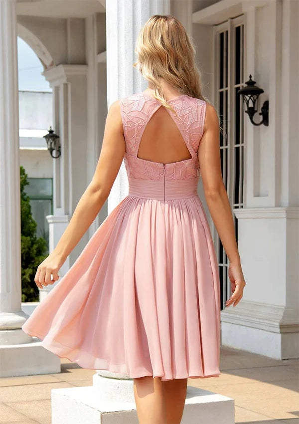 A-Line Scoop Neck Sleeveless Knee-Length Chiffon Prom Dress/Evening Dress with Appliqued Sequins Simple gentle atmospheric and unique design