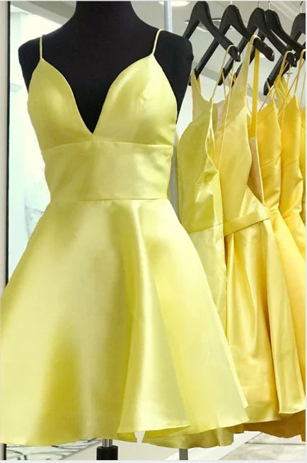 A-line Short Yellow Homecoming Dresses V-neck Party Dress with Pockets simple gentle atmospheric and unique desi Bring summer colors to enhance whitenes