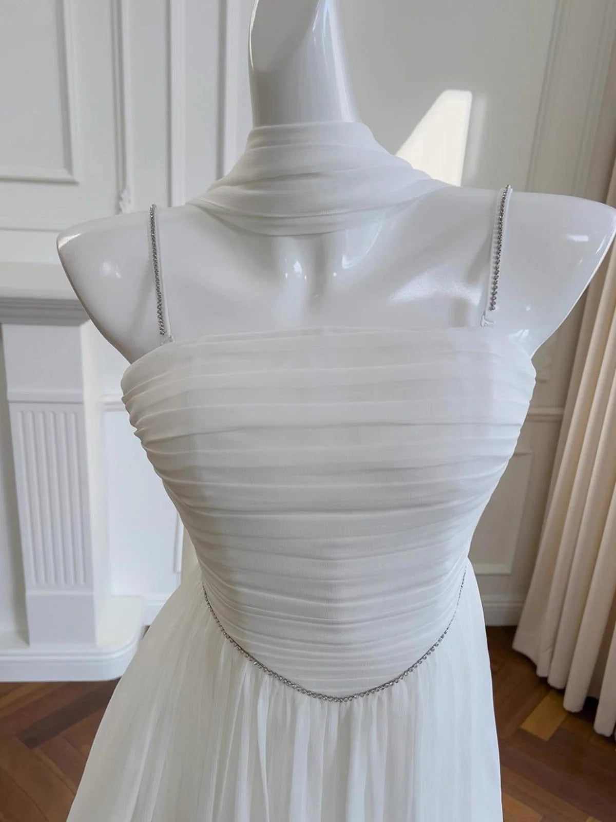 Aesthetic A line Spaghetti Straps White Chiffon Formal Mini Homecoming Dress Middle School Short 19th Birthday Outfits Graduation Dress Hoco Dresses