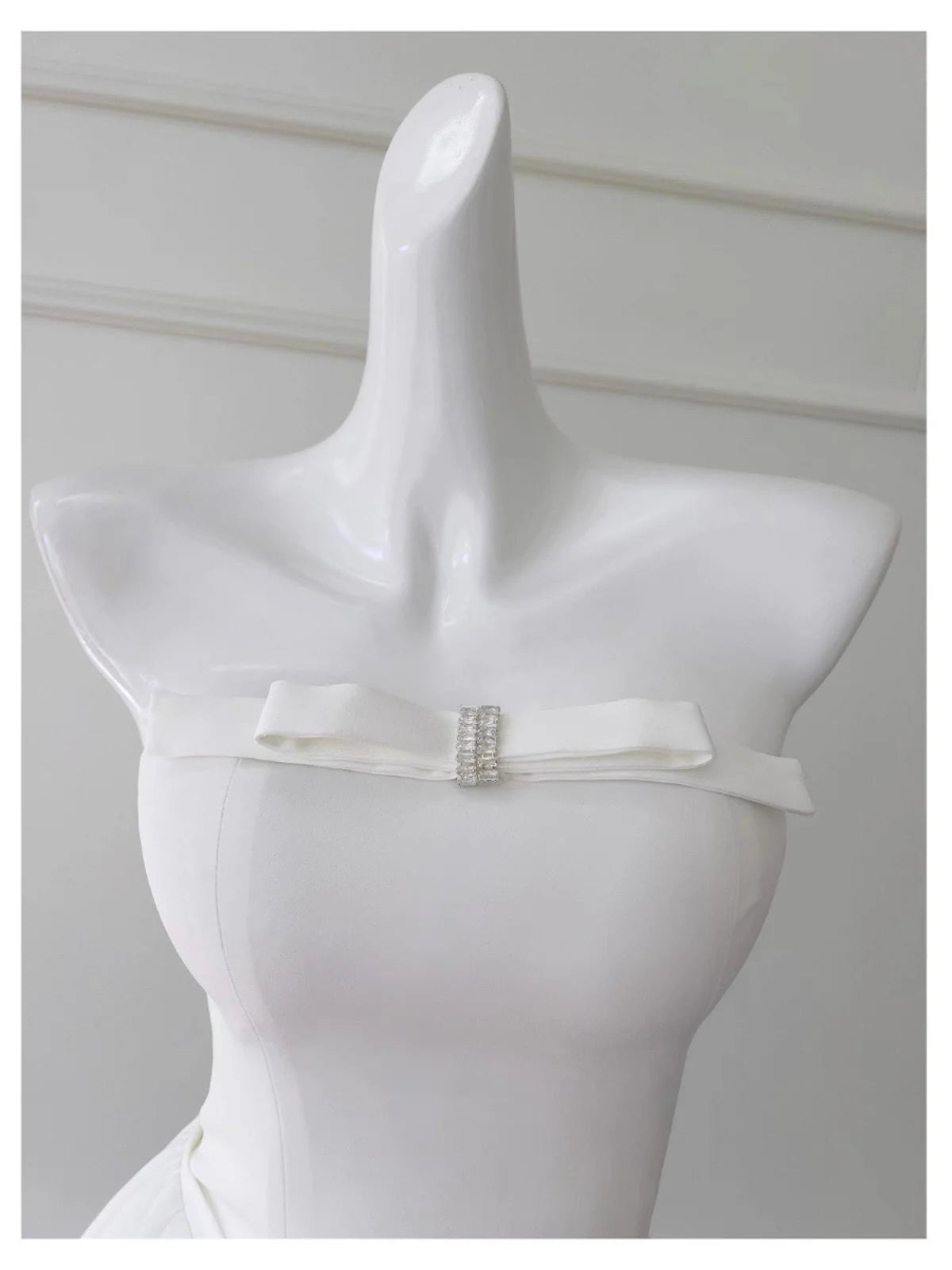 Aesthetic A line Strapless White Formal Tight Homecoming Dress Middle School Short 18th Birthday Outfits Graduation Dress Hoco Dresses