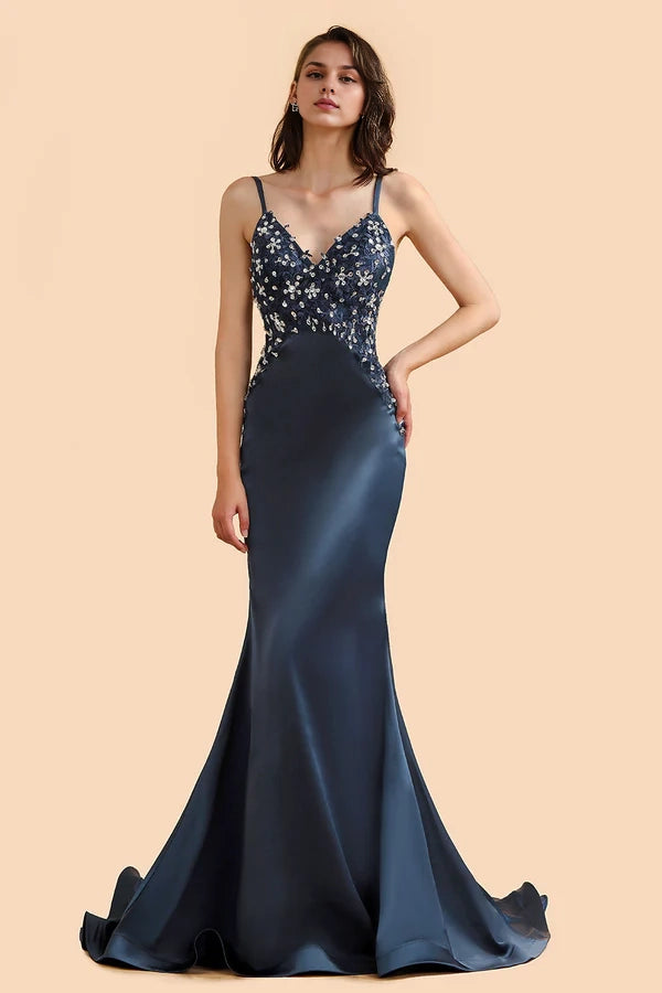 Affordable Spaghetti Straps V-Neck Prom Dresses Sleeveless Appliques Beadings Party Dresses Simple gentle atmospheric and unique design