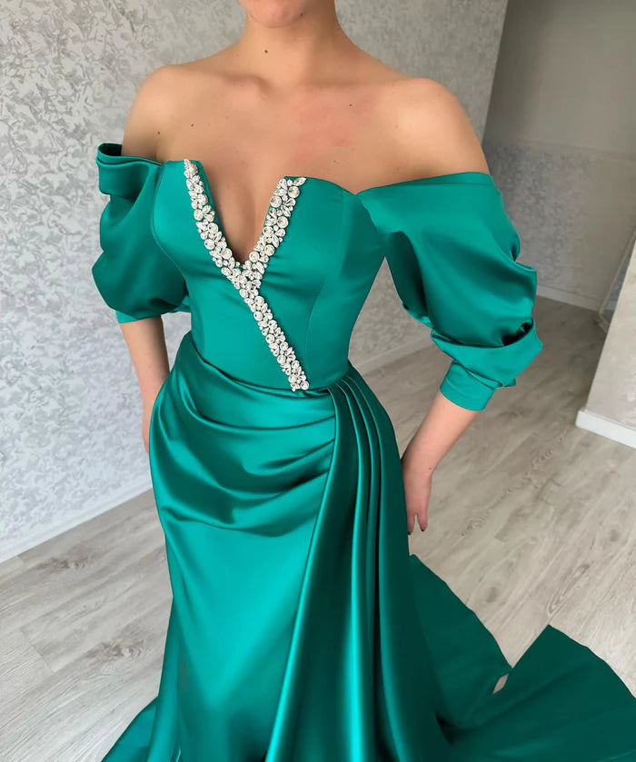 Amazing Long Green A-line Off-the-shoulder Prom Dress with Striking Slit Simple gentle atmospheric and unique design  ﻿
