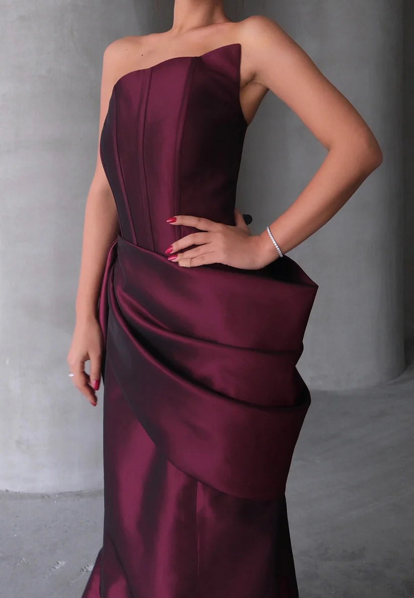 Asymmetrical Sleeveless Pleated Sheath Evening Dress simple gentle atmospheric and unique desi Bring summer colors to enhance whiteness