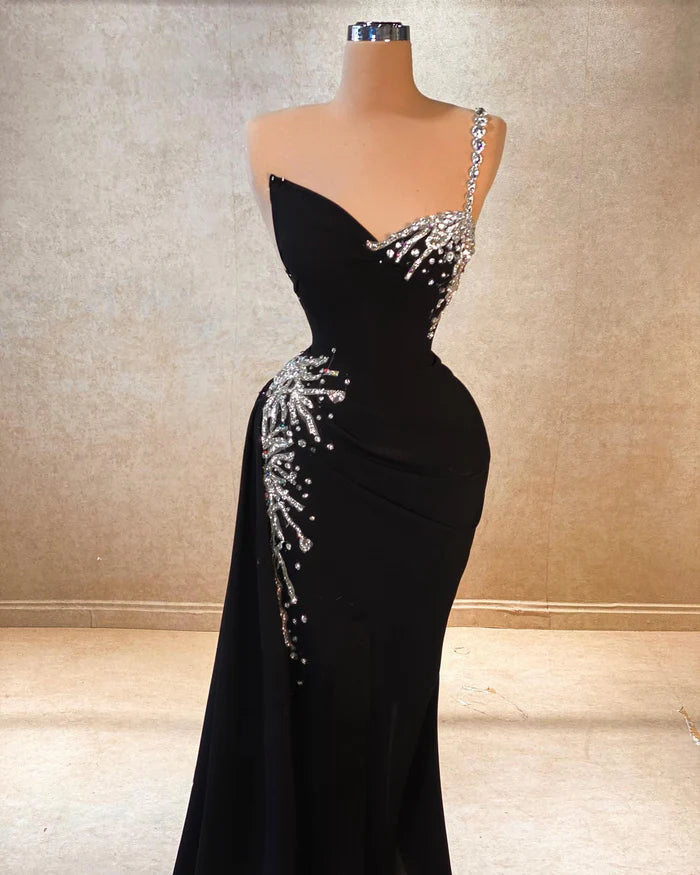 Beautiful A-line One Shoulder Sleeveless Rhinestone Chiffon Black Prom Dress Simple gentle atmospheric and unique design