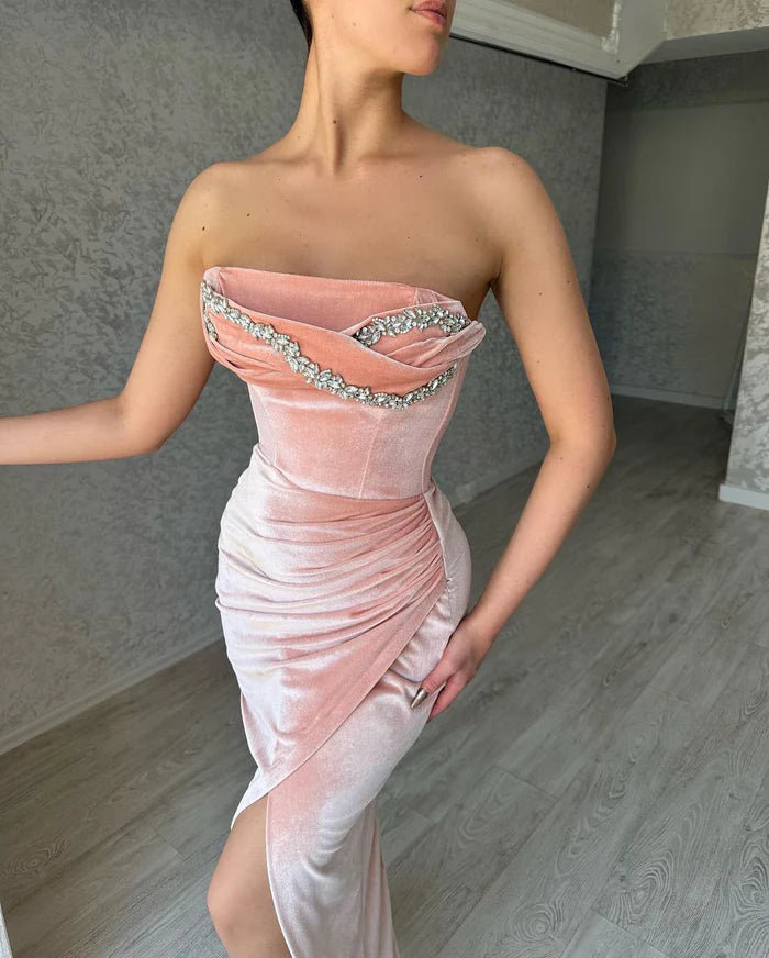 Beautiful Mermaid Dress for Prom with Sexy Sleeveless Design and Crystal Details Simple gentle atmospheric and unique design  ﻿ ﻿