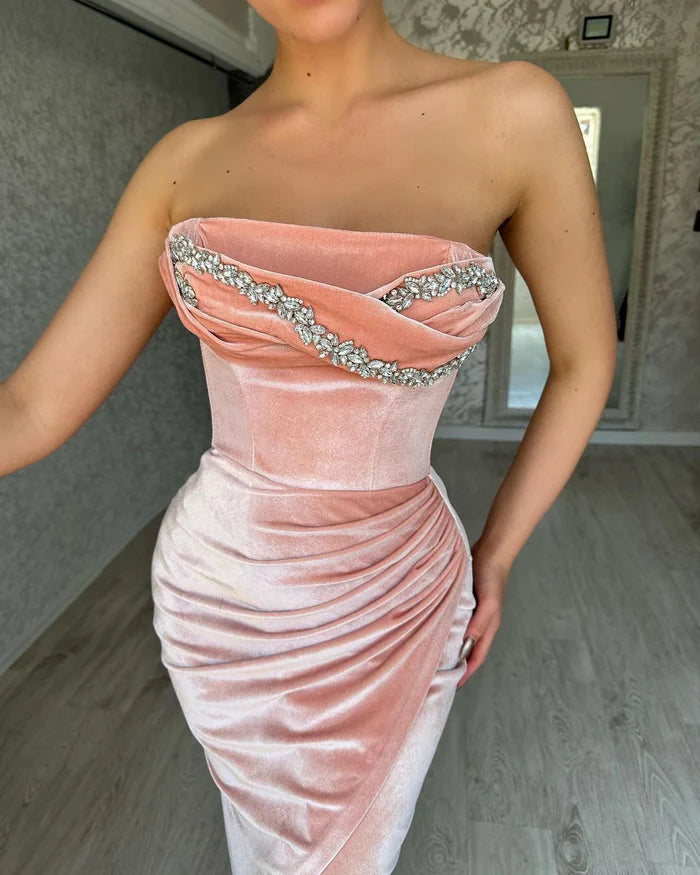 Beautiful Mermaid Dress for Prom with Sexy Sleeveless Design and Crystal Details Simple gentle atmospheric and unique design  ﻿ ﻿