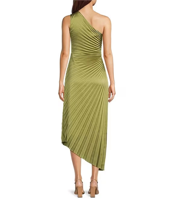 Belle by Badgley Mischka Kelsey Sleeveless One Shoulder Asymmetric Fit and Flare Dress