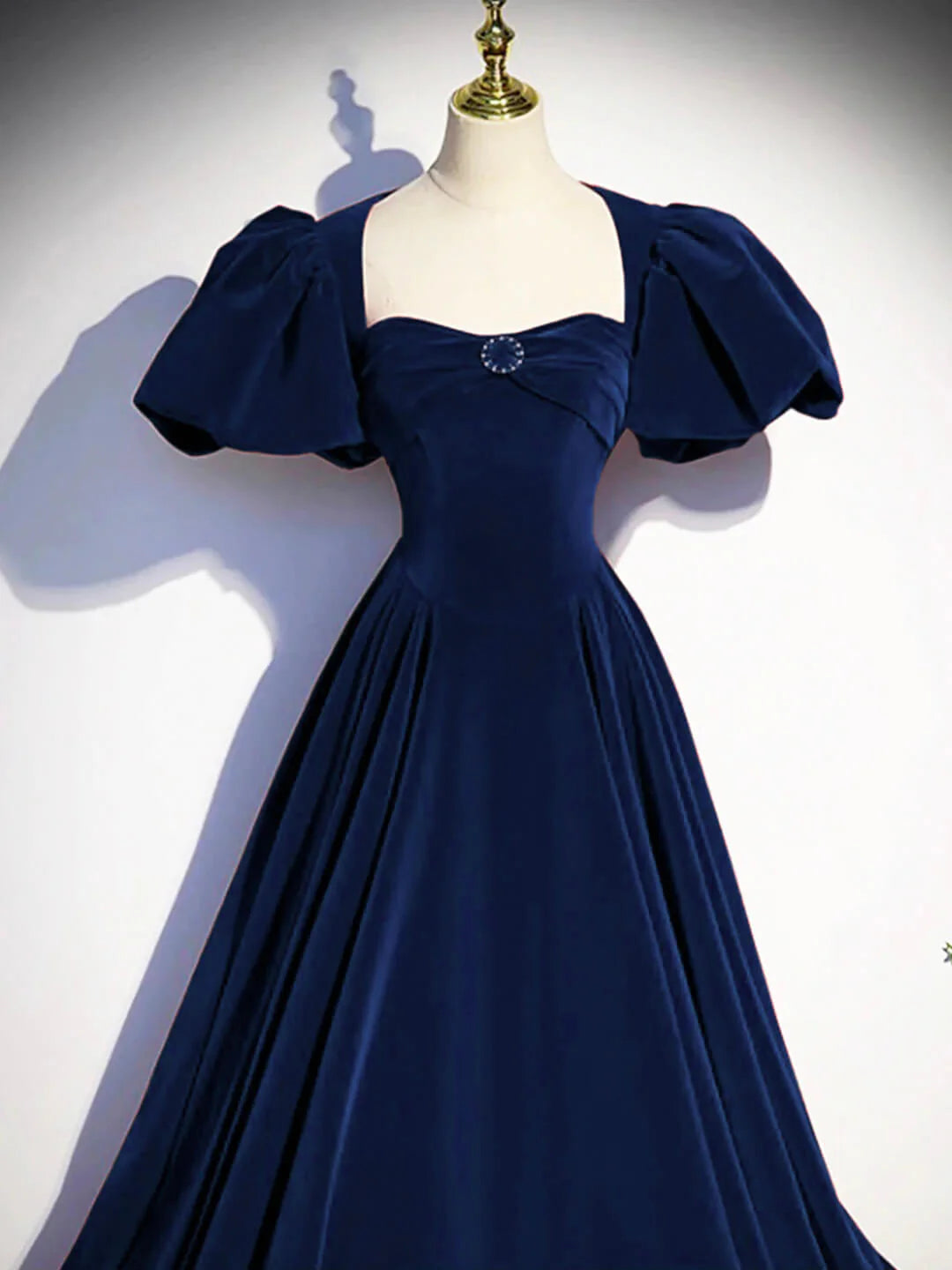 Best Navy Blue Velvet Prom Gown Short Sleeves Birthday Party Dresses simple gentle atmospheric and unique desi Bring summer colors to enhance whiteness