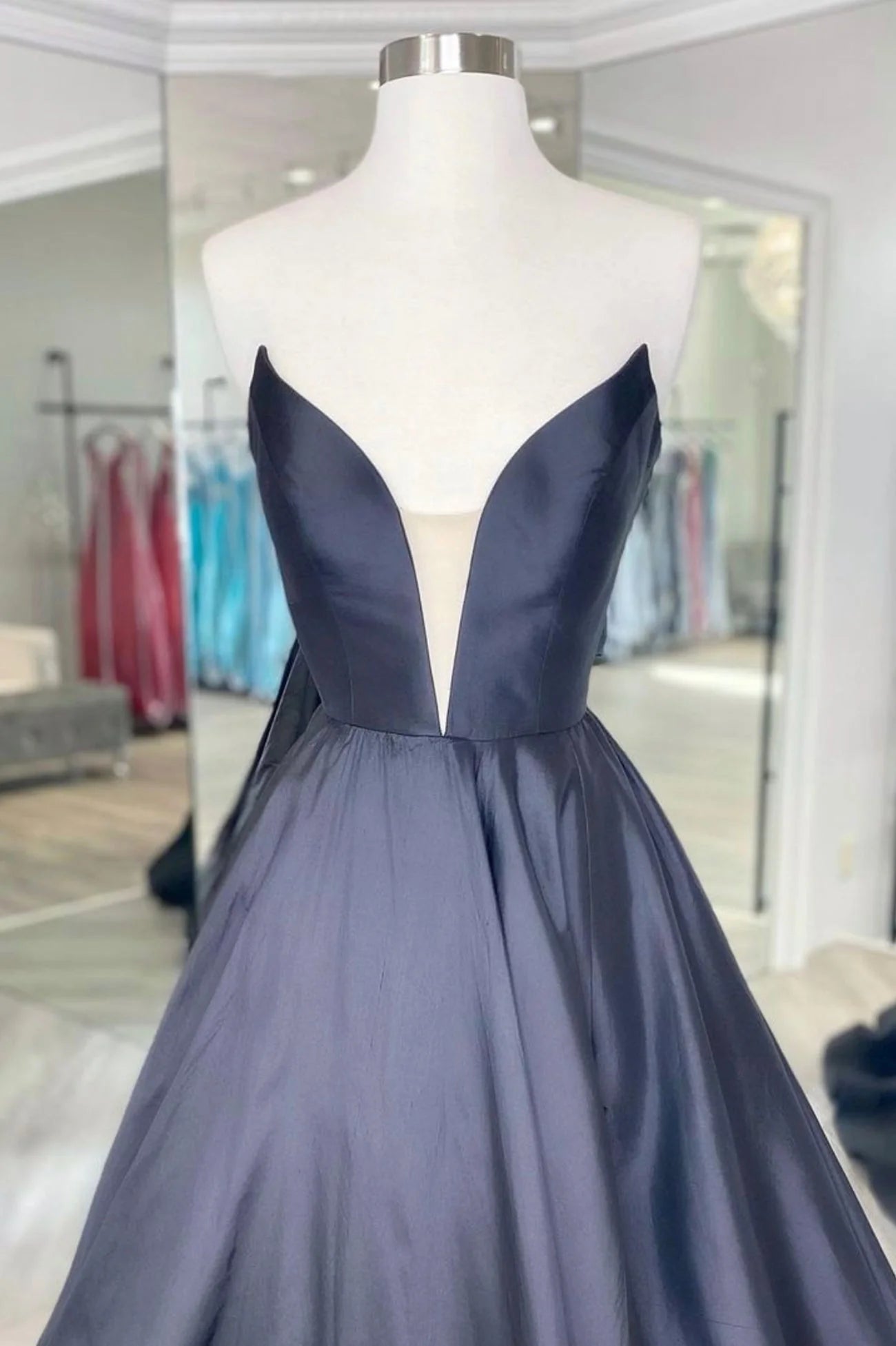 Black Strapless Satin Long Prom Dress Black A-Line Evening Dress simple gentle atmospheric and unique desi Bring summer colors to enhance whitenes