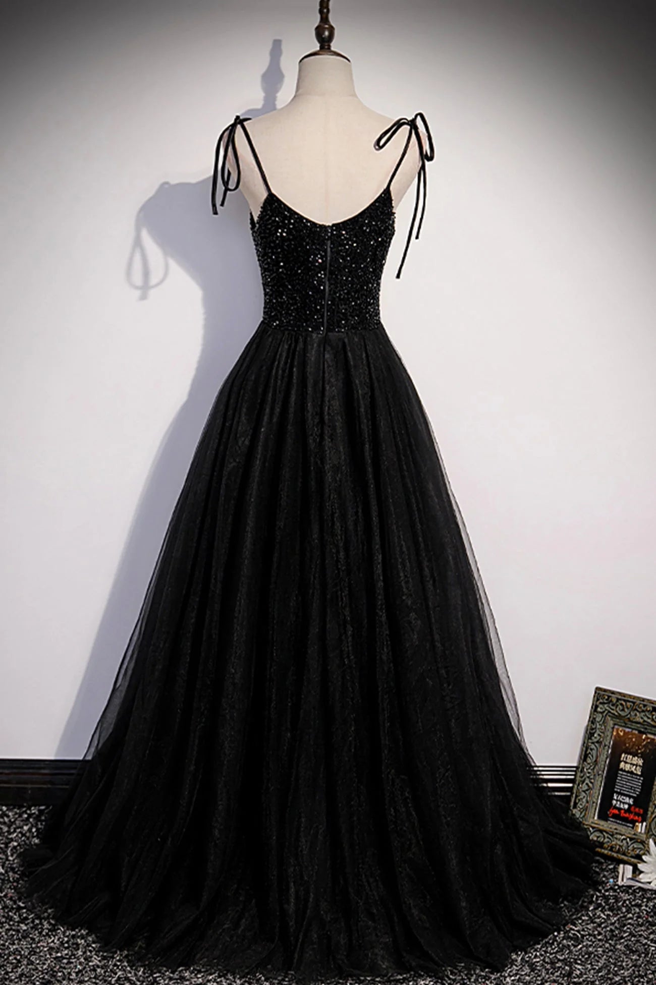 Black Tulle Beaded Long Prom Dress A-Line Spaghetti Straps Evening Dress simple gentle atmospheric and unique desi Bring summer colors to enhance whitenes