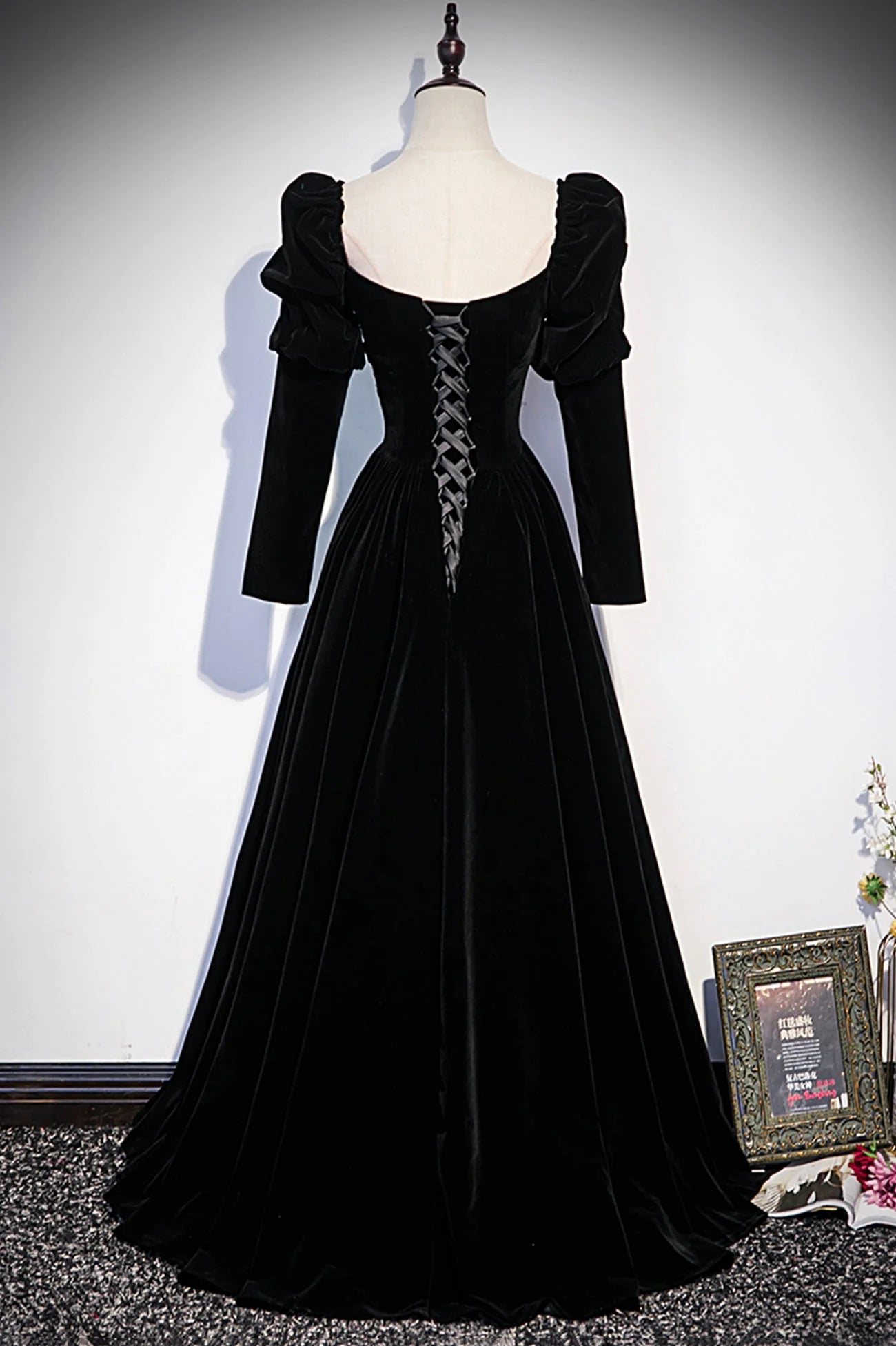Black Velvet Long Sleeve Prom Dress A-Line Evening Party Dress simple gentle atmospheric and unique desi Bring summer colors to enhance whitenes