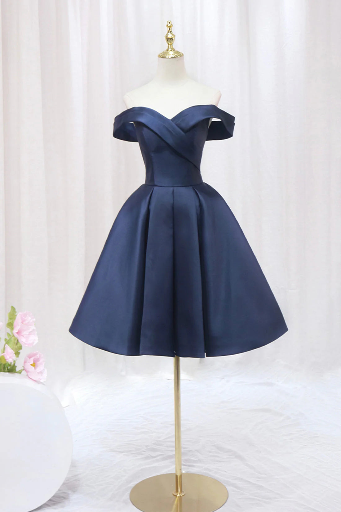 Blue Knee Length Satin Short Prom Dress Off the Shoulder Blue Homecoming Dress simple gentle atmospheric and unique desi Bring summer colors to enhance white
